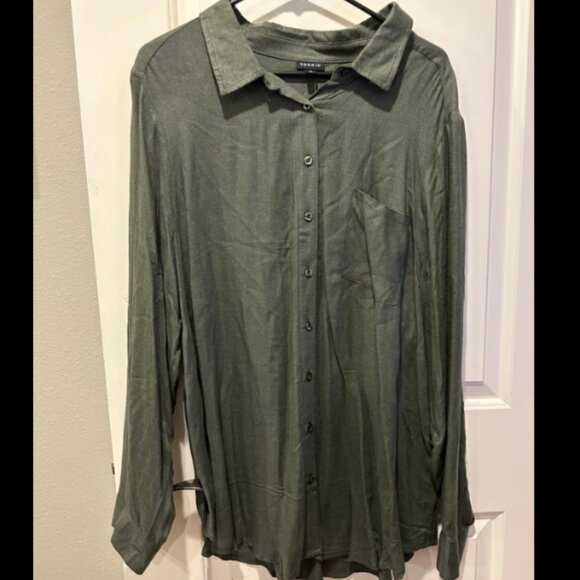 NWT olive‎ brushed rayon long-sleeve button down - Picture 1 of 3
